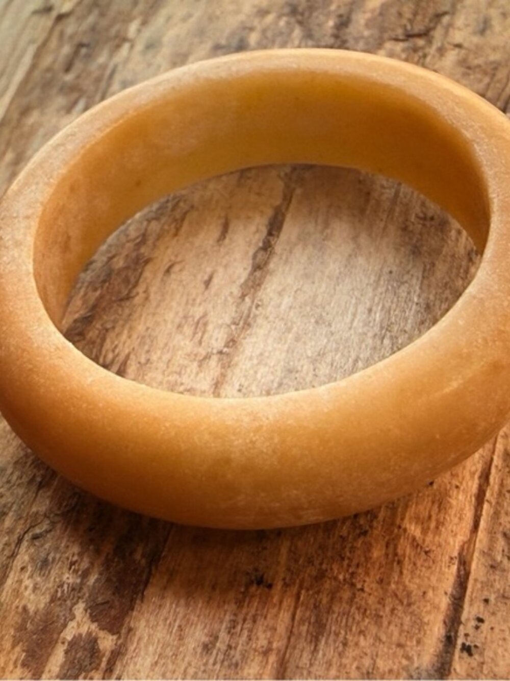 Natural Honey Jasper Carved ring band